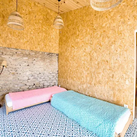 Casa vacanze A 1,5km De La Plage, Maison Pour 6 Avec Terrasse La Tranche-sur-Mer