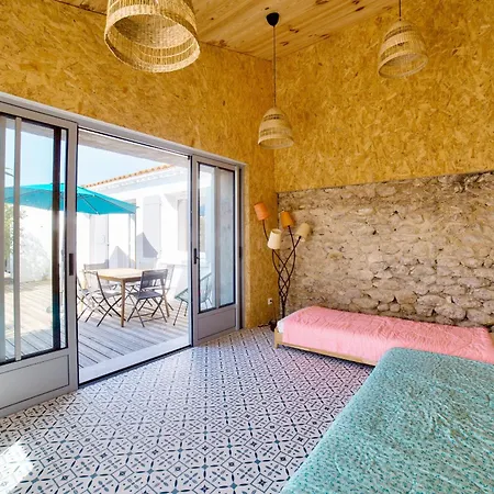Casa vacanze A 1,5km De La Plage, Maison Pour 6 Avec Terrasse La Tranche-sur-Mer